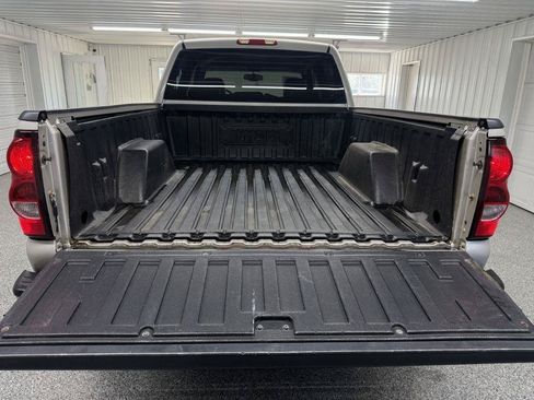 Used 2004 Chevrolet Silverado 2500 LT w/ Skid Plate Package AWD/4WD image 26