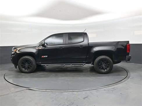 Used 2022 Chevrolet Colorado Z71 w/ Z71 Midnight Edition image 7
