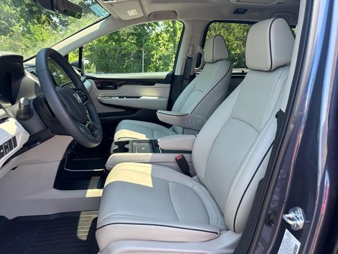 Certified 2026 Honda Odyssey Touring image 20