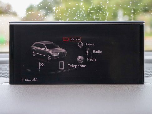 Used 2018 Audi Q7 3.0T Prestige image 45