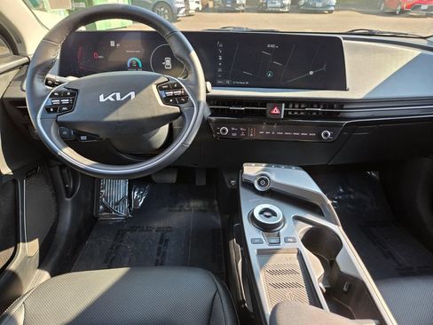 Used 2023 Kia EV6 Wind w/ Wind Technology Package AWD/4WD image 18