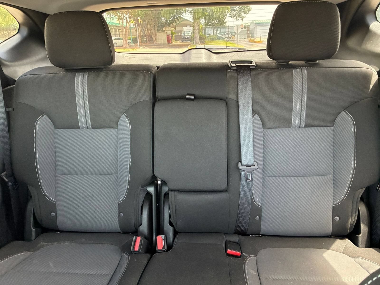Used 2025 Chevrolet Blazer LT FWD image 38