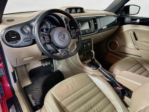 Used 2013 Volkswagen Beetle Turbo FWD image 10