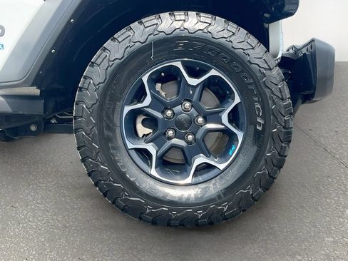 Used 2022 Jeep Wrangler Unlimited Rubicon 4xe AWD/4WD image 29