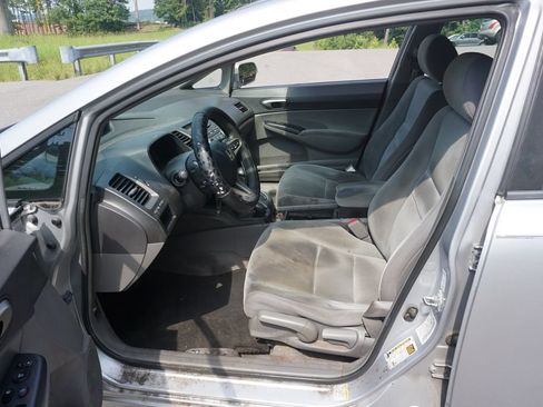 Used 2011 Honda Civic LX image 2