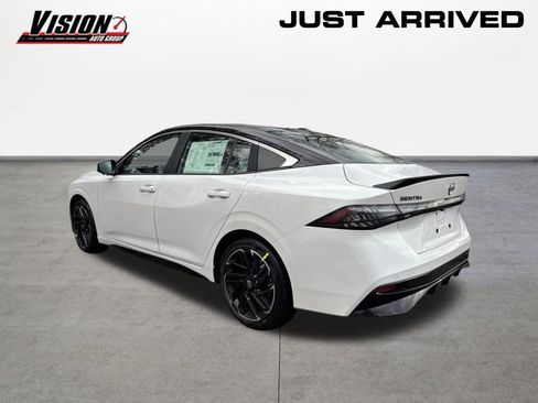 New 2026 Nissan Sentra SR w/ SR Premium Package FWD image 7