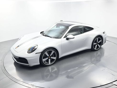 Certified 2025 Porsche 911 Carrera S RWD image 34