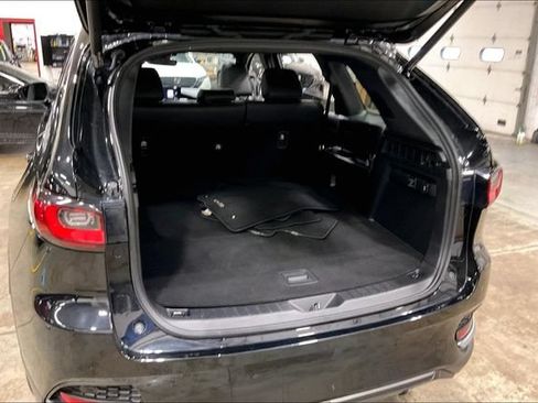 Used 2025 MAZDA CX-70 Plug-In Hybrid w/ Premium Plus AWD/4WD image 31