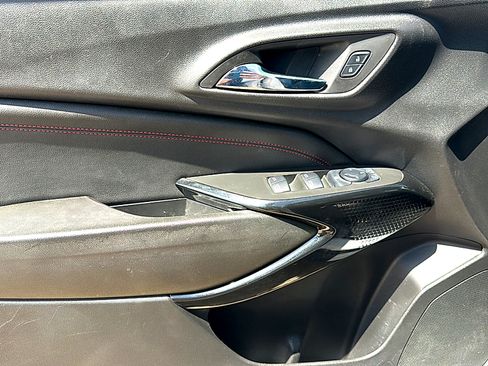 Used 2025 Chevrolet Trax RS w/ Driver Confidence Package FWD image 9