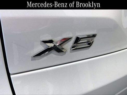 Used 2023 BMW X5 xDrive40i w/ Premium Package AWD/4WD image 8