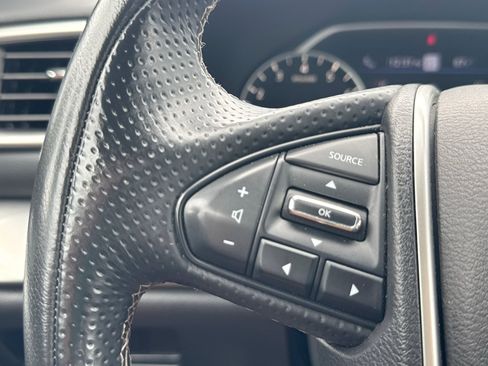 Used 2023 Nissan Maxima SV w/ Floor Mat Group FWD image 23
