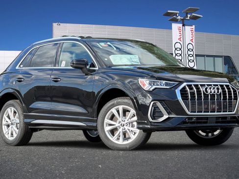 New 2025 Audi Q3 2.0T Premium image 2