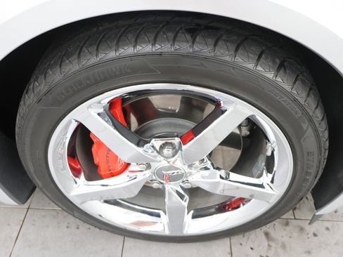Used 2014 Chevrolet Corvette Stingray Coupe w/ 2LT Preferred Equipment Group RWD image 3