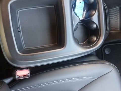 New 2026 Chrysler Pacifica Select image 43