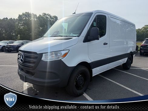New 2025 Mercedes-Benz Sprinter 2500 image 4