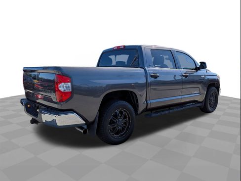 Used 2015 Toyota Tundra SR5 image 4