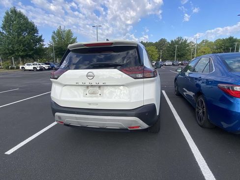 Used 2023 Nissan Rogue S FWD image 6
