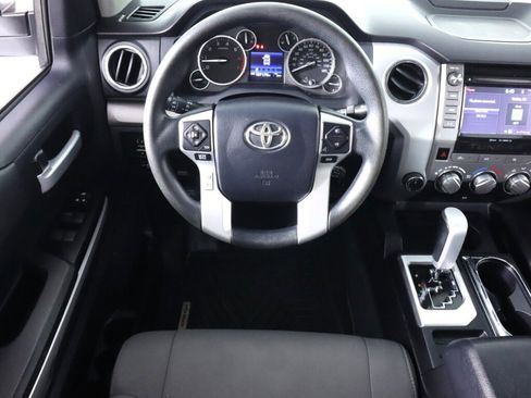 Used 2015 Toyota Tundra SR5 w/ TRD Off Road Package AWD/4WD image 31