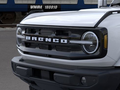 New 2026 Ford Bronco Outer Banks AWD/4WD image 22