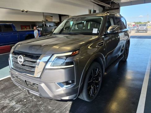 Used 2022 Nissan Armada Platinum AWD/4WD image 1