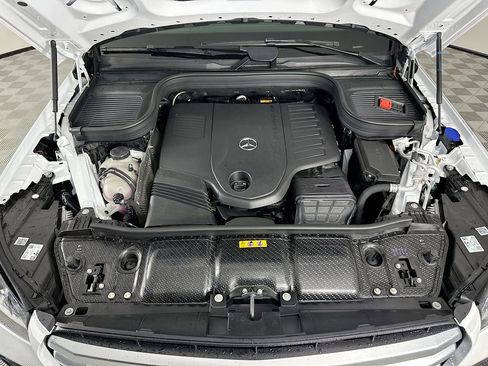 New 2026 Mercedes-Benz GLS 450 4MATIC image 33