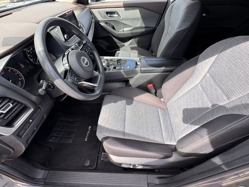 Certified 2023 Nissan Rogue SV image 11