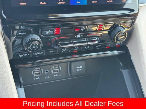 Used 2023 Jeep Grand Cherokee Limited w/ Trailer Tow Prep Group (B) AWD/4WD image 21