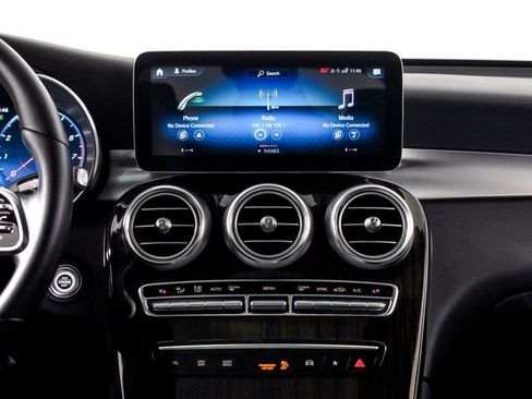 Certified 2022 Mercedes-Benz GLC 300 image 30
