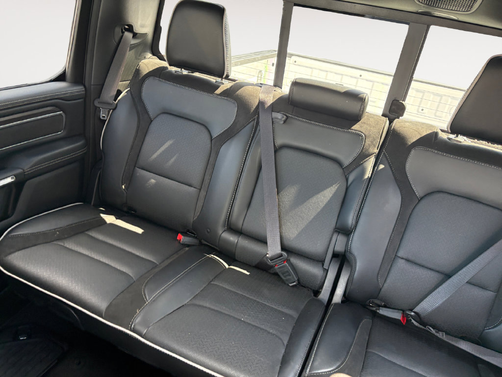 Used 2025 RAM 1500 Laramie AWD/4WD image 13