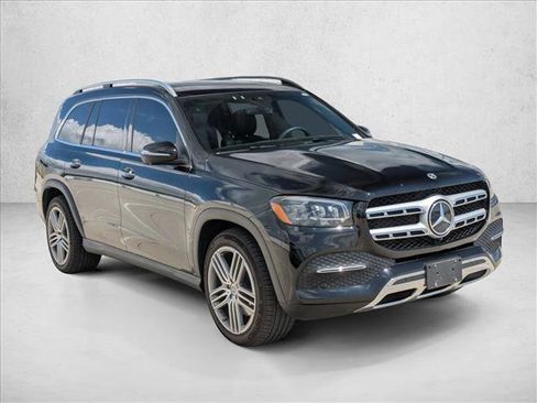 Used 2020 Mercedes-Benz GLS 450 4MATIC image 3