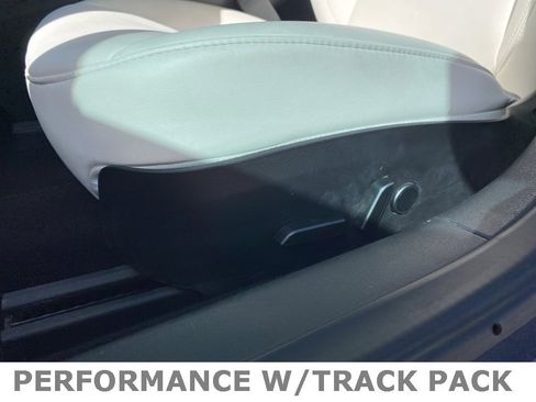 Used 2022 Tesla Model 3 Performance image 28