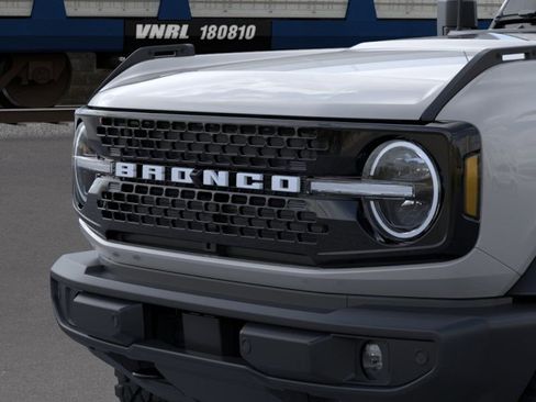 New 2026 Ford Bronco Outer Banks AWD/4WD image 19
