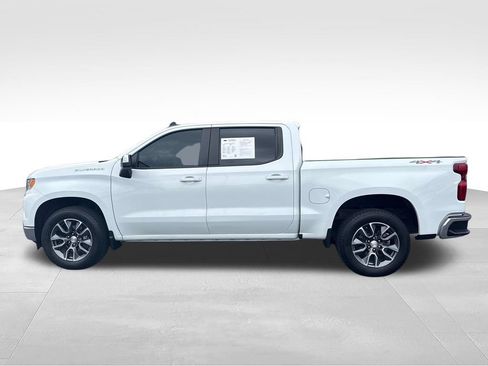 Used 2023 Chevrolet Silverado 1500 LT AWD/4WD image 2