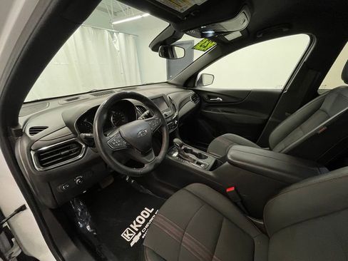 Used 2023 Chevrolet Equinox RS w/ LPO, Floor Liner Package AWD/4WD image 10