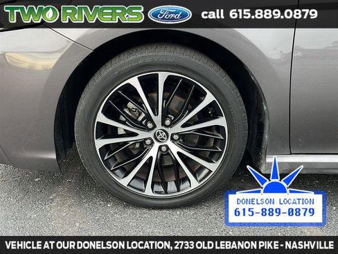 Used 2020 Toyota Camry SE image 15