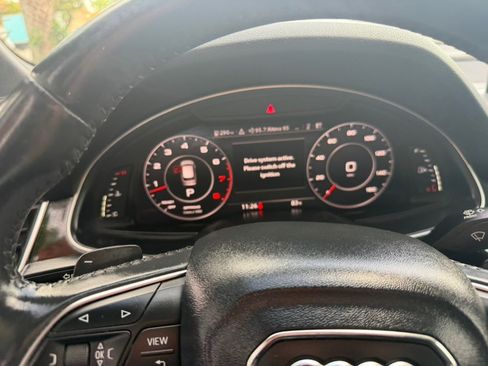 Used 2018 Audi Q7 3.0T Premium Plus w/ Premium Plus Package AWD/4WD image 36