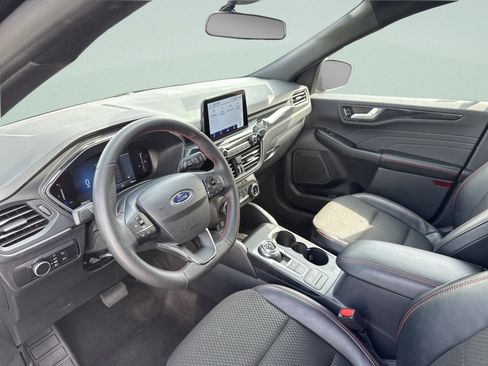 Used 2025 Ford Escape ST-Line AWD/4WD image 11