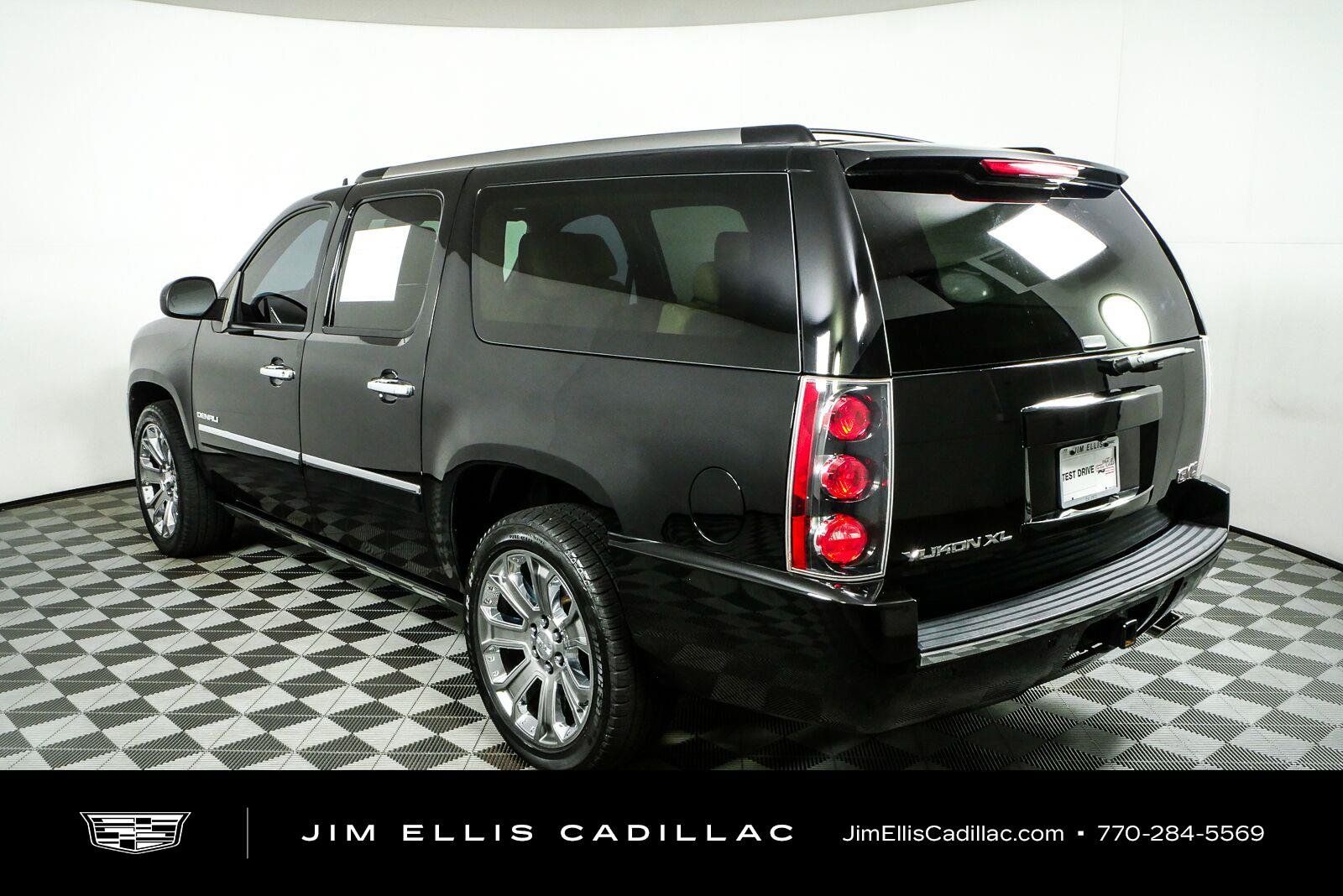 Used 2014 GMC Yukon XL Denali RWD image 26