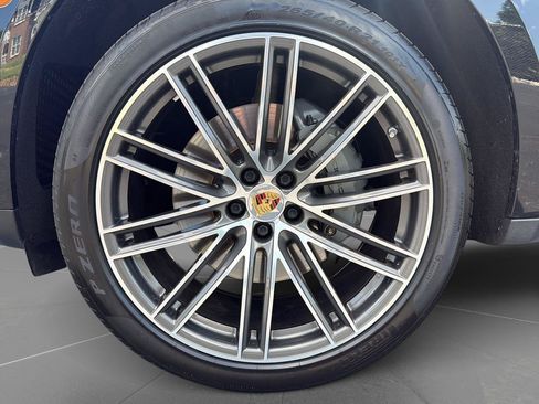 Used 2021 Porsche Macan S AWD/4WD image 9