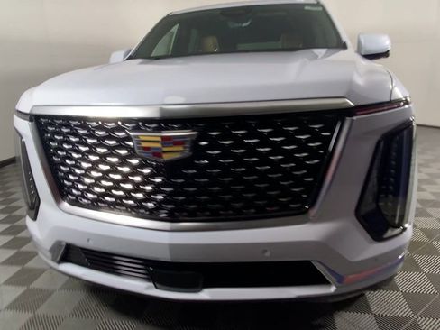 New 2026 Cadillac Escalade Luxury w/ Touring Package image 6