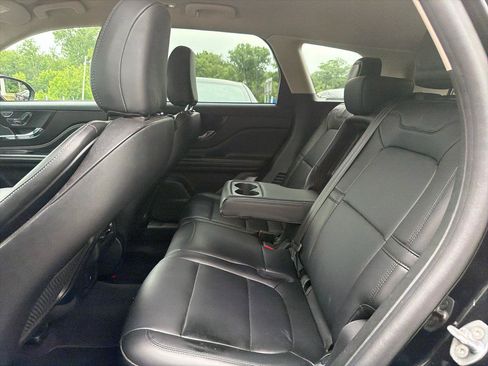 Used 2024 Lincoln Corsair AWD image 19