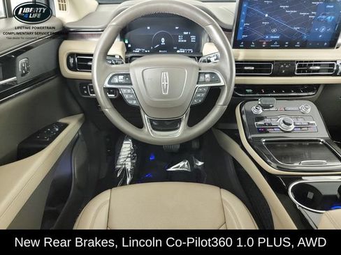 Used 2022 Lincoln Nautilus Reserve AWD/4WD image 25