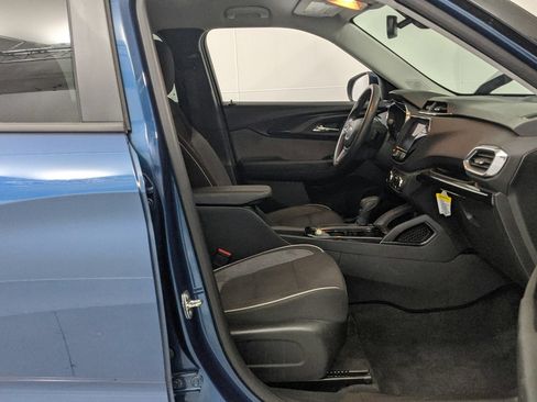 Used 2021 Chevrolet TrailBlazer LT w/ Convenience Package FWD image 44