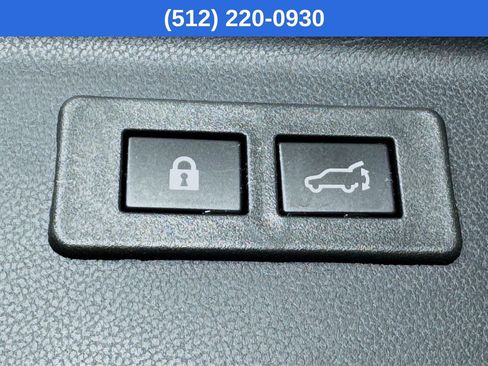 Used 2026 Subaru Forester Premium image 32