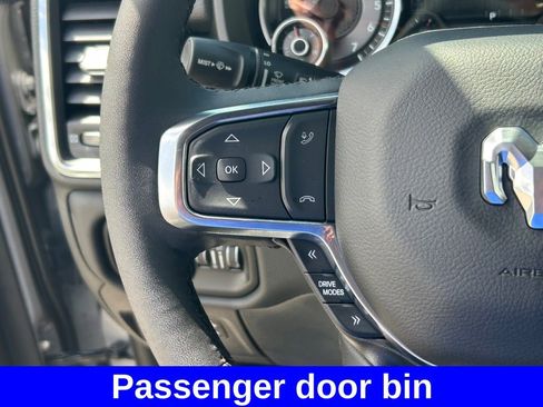 Used 2025 RAM 1500 Laramie image 40