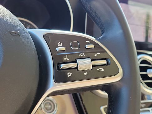Certified 2022 Mercedes-Benz GLC 300 image 31