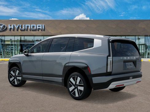 New 2026 Hyundai Ioniq 9 SEL image 5