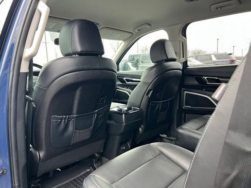 Certified 2023 Kia Telluride S image 11