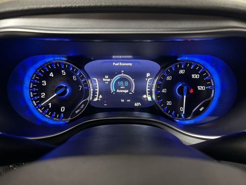 New 2026 Chrysler Pacifica Limited FWD image 12