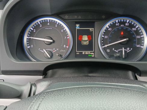 Used 2018 Toyota Highlander Limited FWD image 55